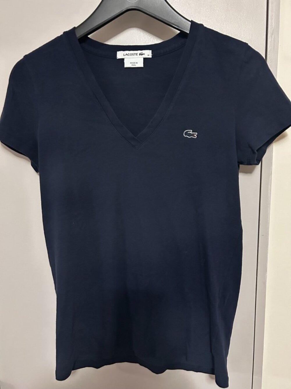 Lacoste Navy Blue V-Neck T-Shirt Croc Logo Women's XS FR 36 Peru